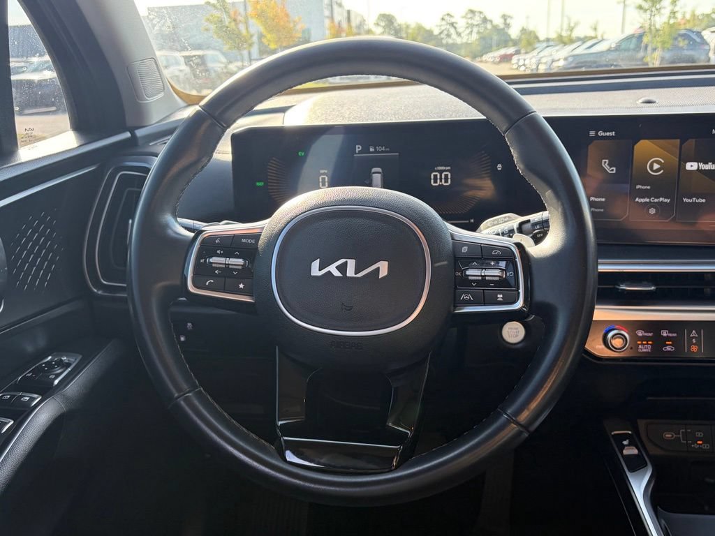 Used 2025 Kia Sorento EX AWD/4WD image 22