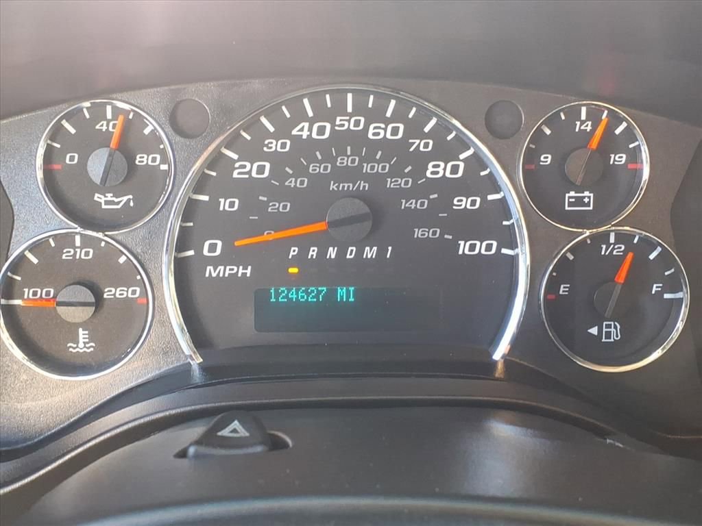 Used 2017 Chevrolet Express 2500 image 6