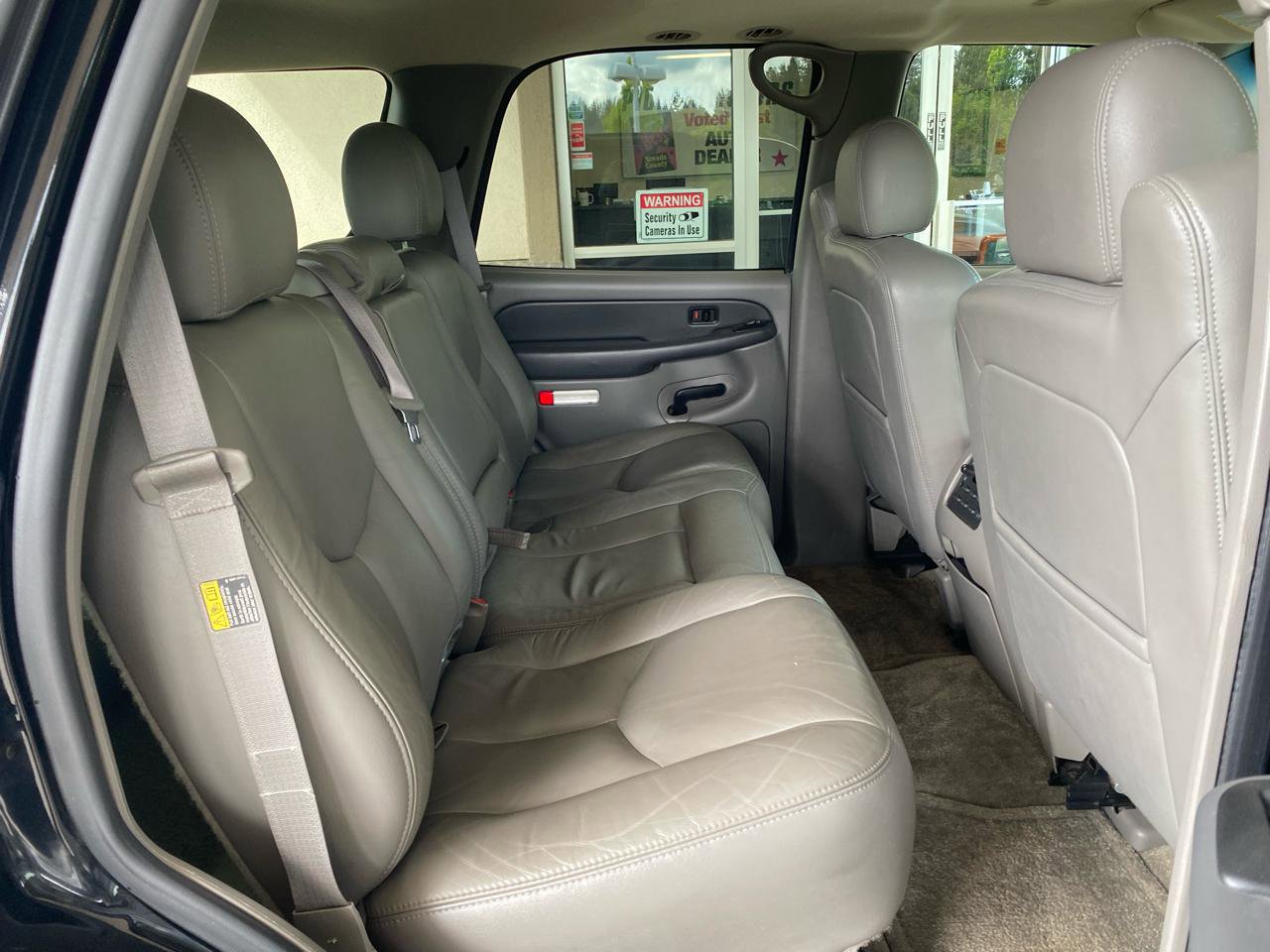 Used 2003 Chevrolet Tahoe LT AWD/4WD image 27