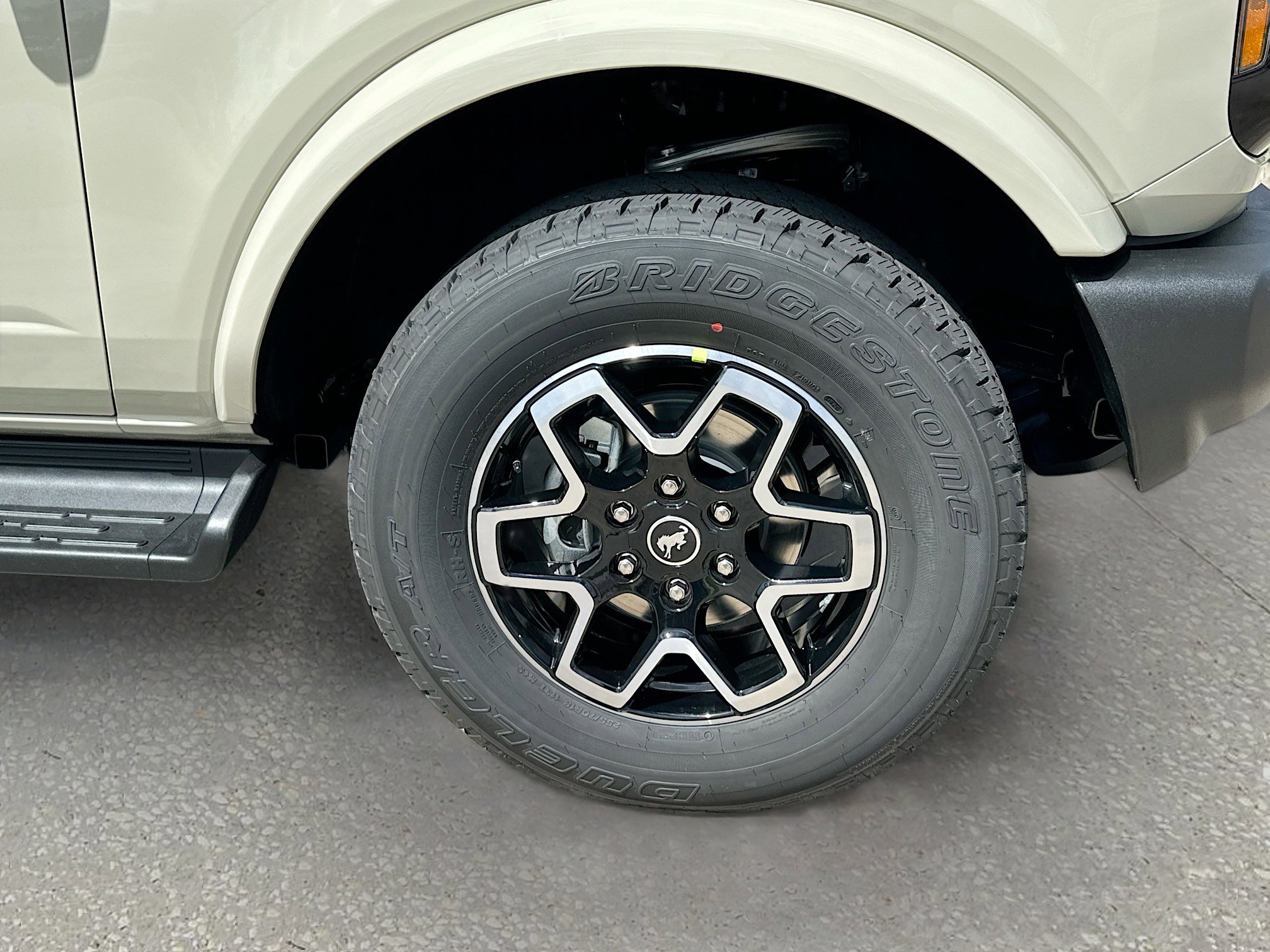 New 2026 Ford Bronco Outer Banks AWD/4WD image 20