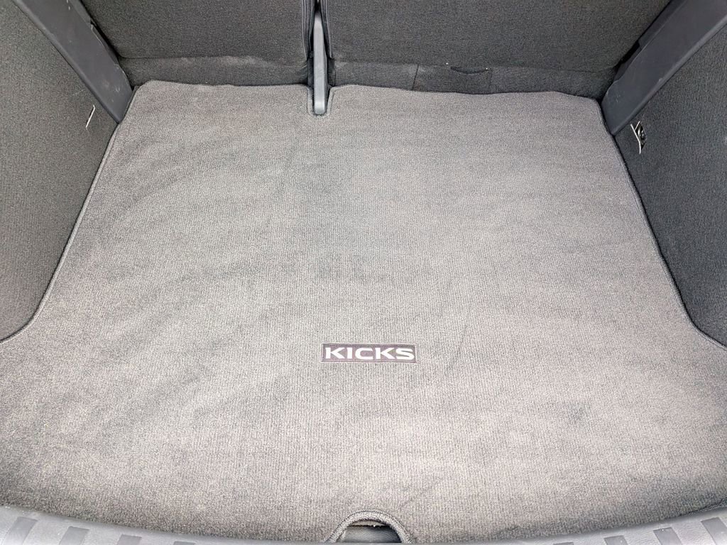 Used 2025 Nissan Kicks Play S FWD image 21