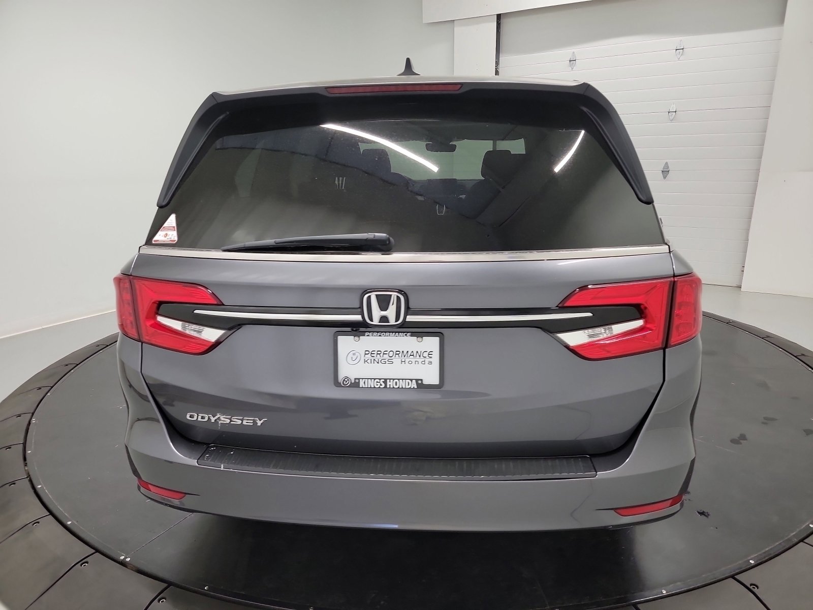Certified 2024 Honda Odyssey EX-L image 8