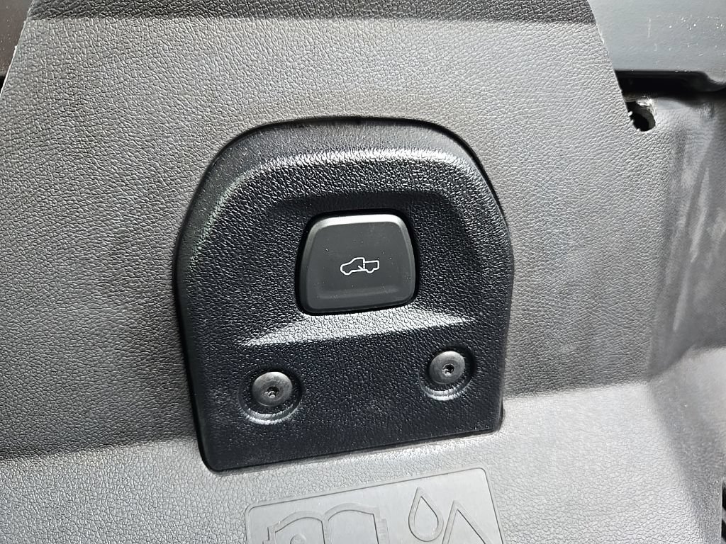 Used 2026 GMC Sierra EV Denali AWD/4WD image 54