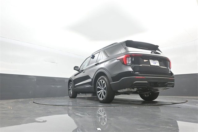 New 2026 Ford Explorer ST-Line image 30