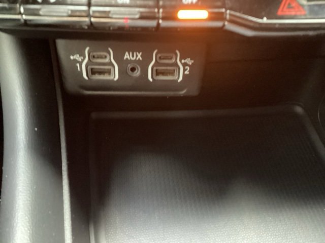 Used 2024 Dodge Durango GT image 33