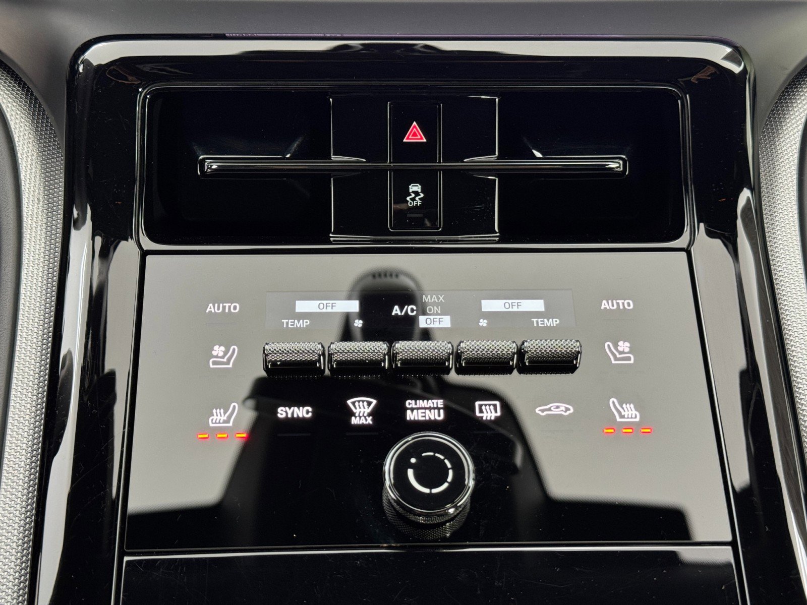 Used 2025 Porsche Panamera 4S w/ Premium Package image 37