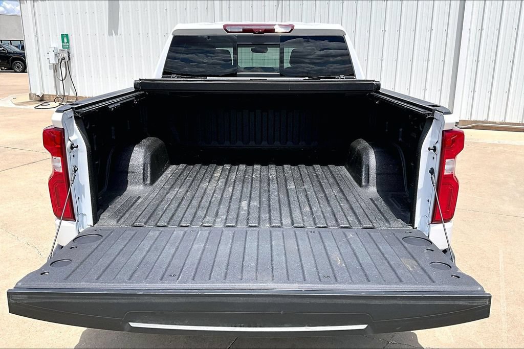 Used 2023 Chevrolet Silverado 1500 LTZ w/ Technology Package AWD/4WD image 33