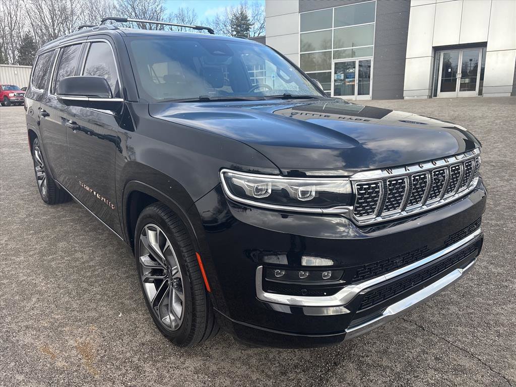 Used 2023 Jeep Grand Wagoneer L Series III w/ Rear Seat Video Group 1 image 4