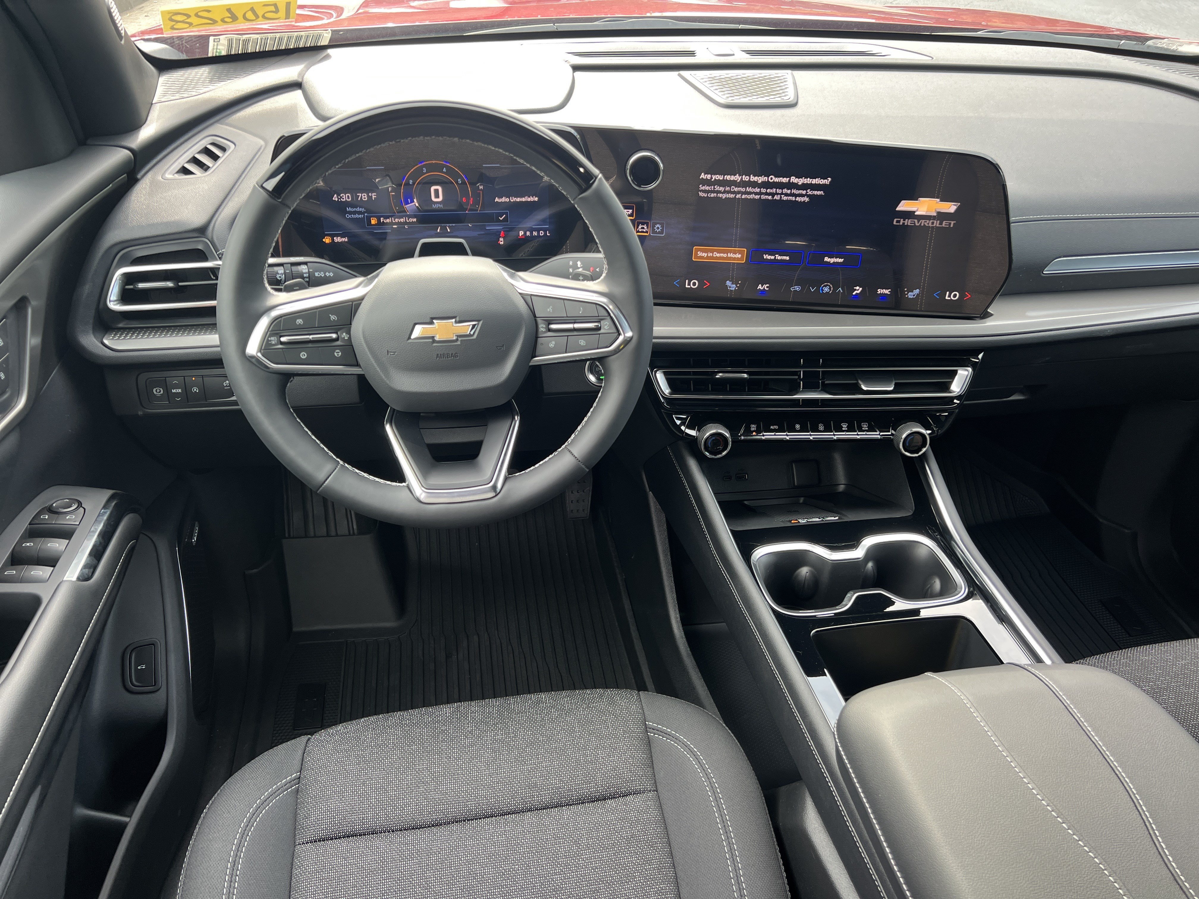 New 2027 Chevrolet Traverse LT w/ Enhanced Driving Package FWD image 36