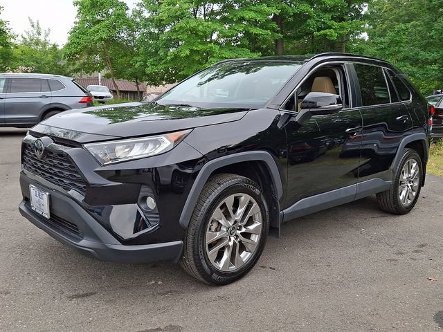 Used 2019 Toyota RAV4 XLE Premium w/ All Weather Liner Package AWD/4WD image 5