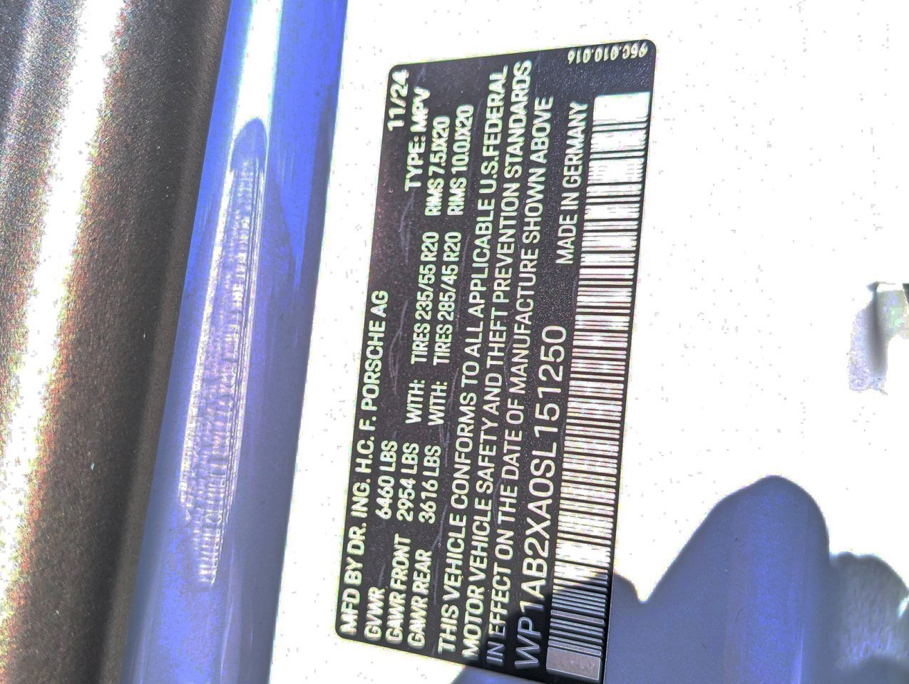 New 2025 Porsche Macan 4S Electric image 22