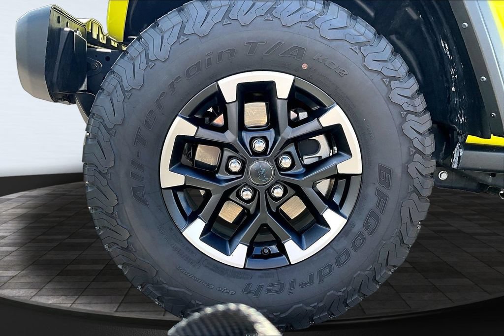 Used 2024 Jeep Wrangler Unlimited Rubicon 4xe AWD/4WD image 9