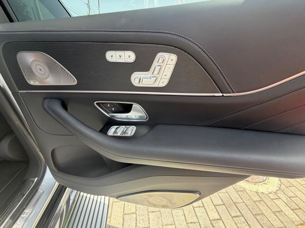 Used 2024 Mercedes-Benz Maybach GLS 600 4MATIC image 45