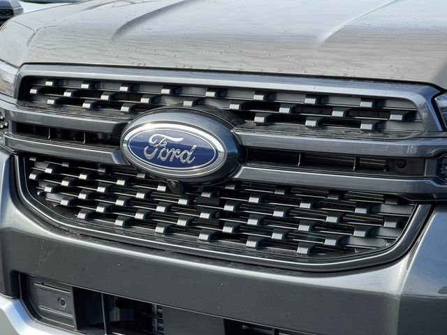 New 2025 Ford Ranger Lariat w/ FX4 Off-Road Package image 40