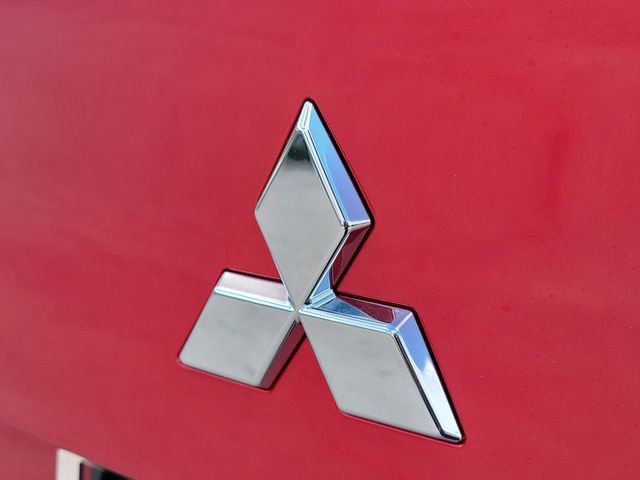 New 2026 Mitsubishi Outlander ES FWD image 8