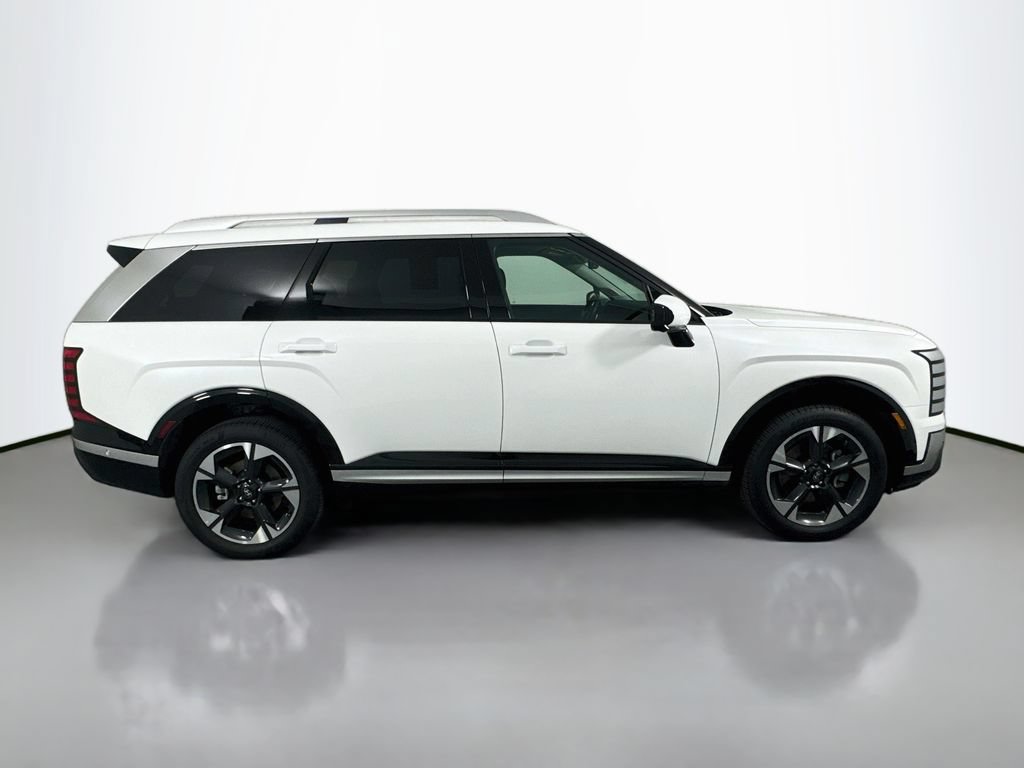 Certified 2026 Hyundai Palisade Limited FWD image 4