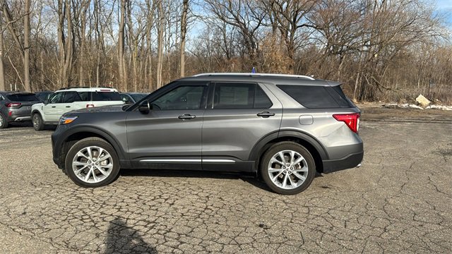 Certified 2023 Ford Explorer Platinum w/ Class IV Trailer Tow Package image 6