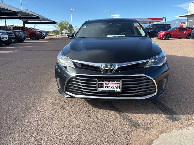 Used 2018 Toyota Avalon Limited w/ All Weather Liner Package FWD image 2