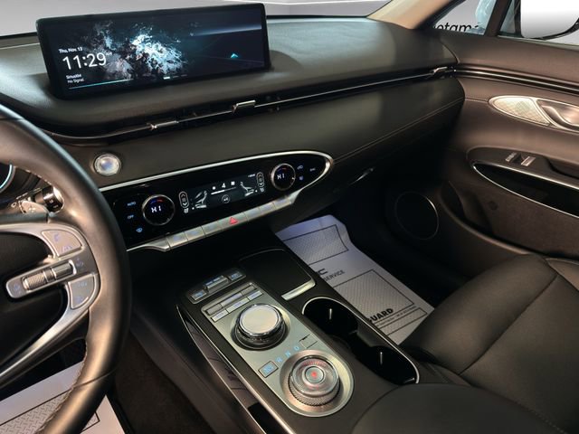 Used 2025 Genesis GV70 2.5T image 17