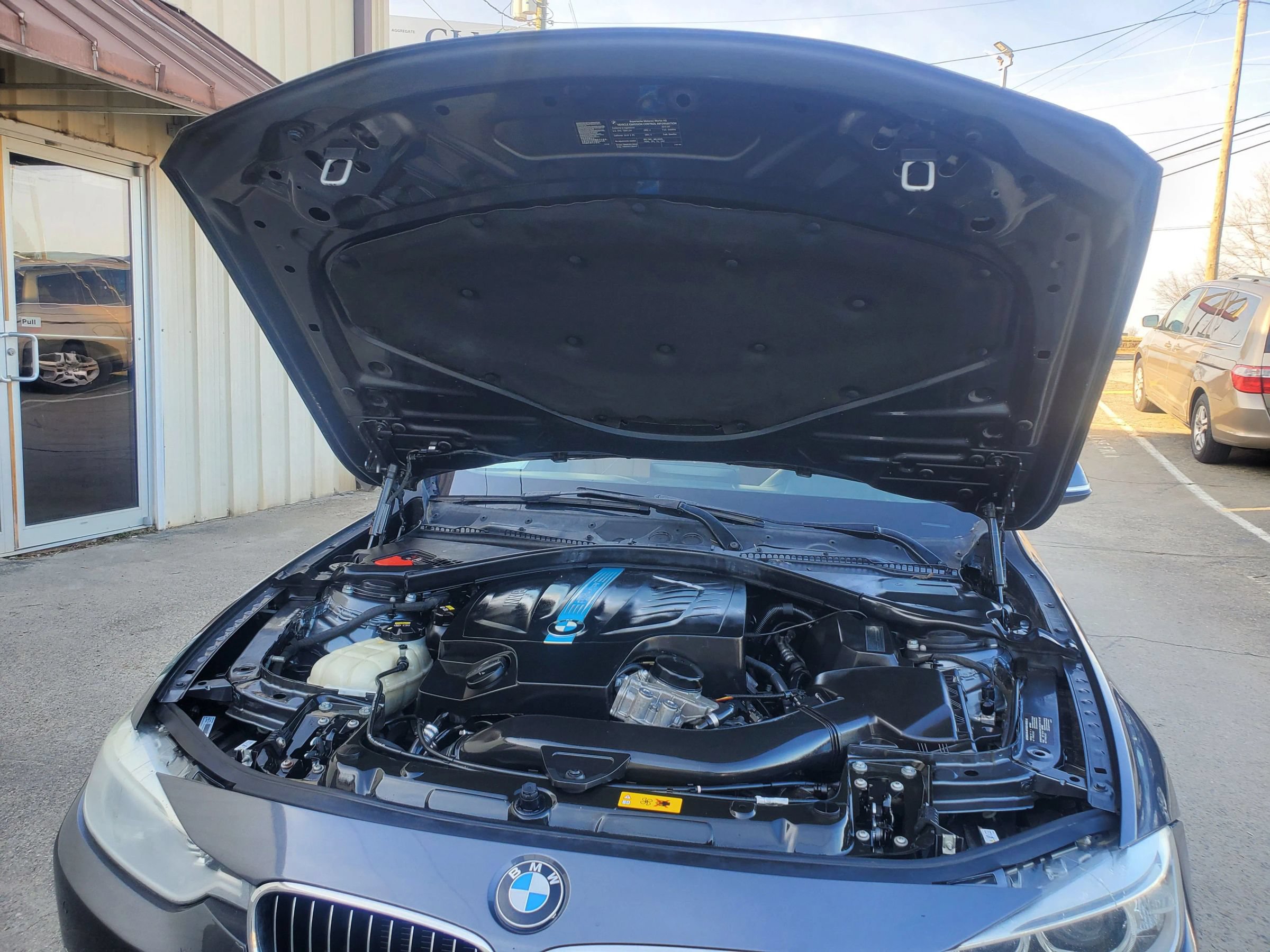 Used 2015 BMW ActiveHybrid 3 w/ Technology Package RWD image 64