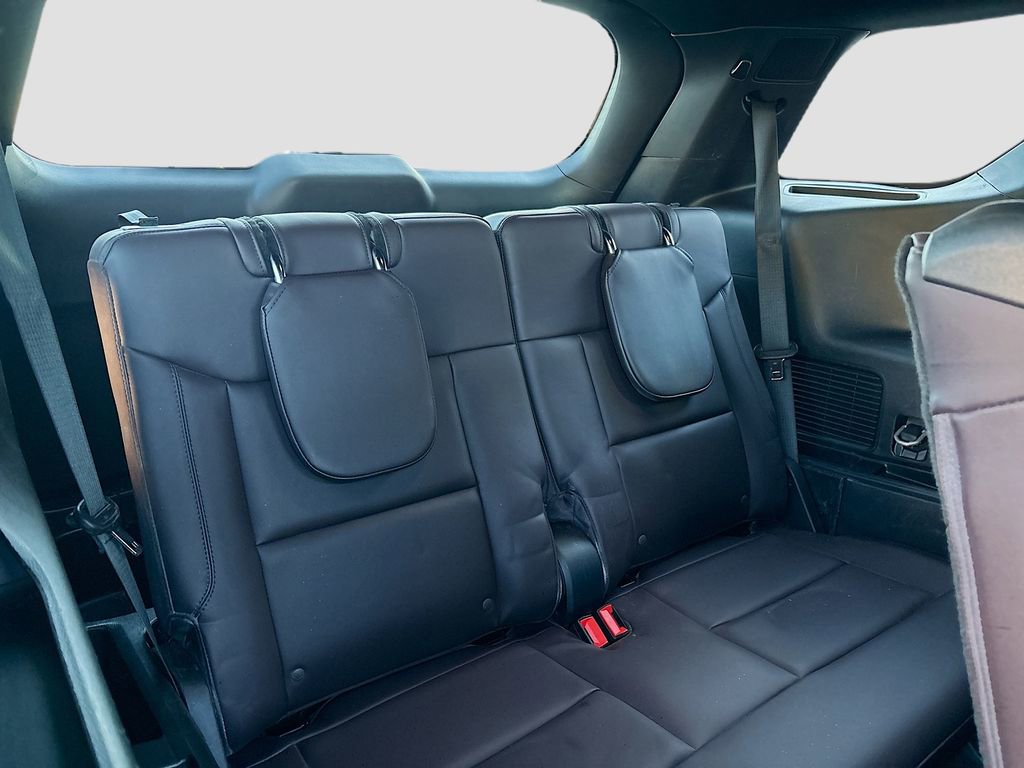 Used 2025 Ford Explorer Platinum image 28