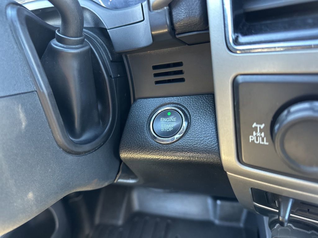 Used 2022 Ford F250 Lariat w/ Black Appearance Package image 24