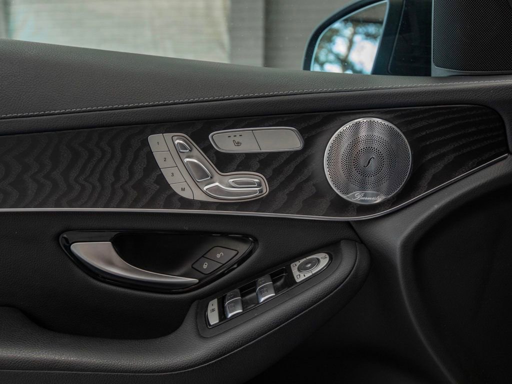 Used 2017 Mercedes-Benz GLC 300 4MATIC image 27