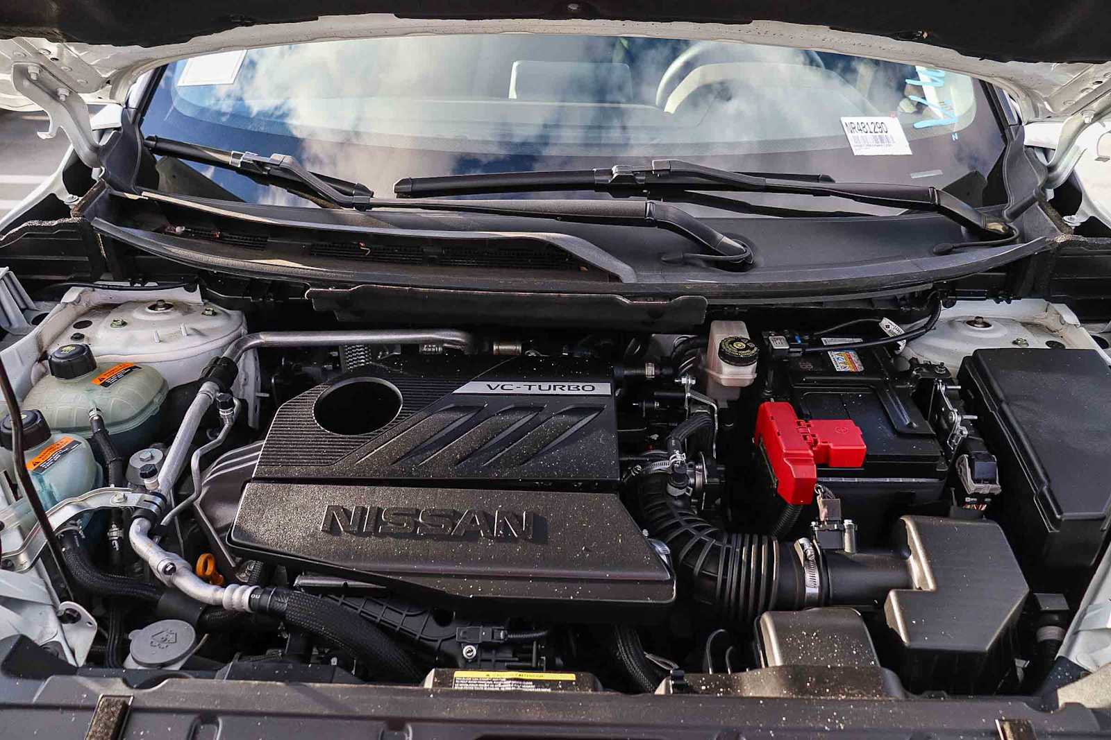 Used 2023 Nissan Rogue SV image 28