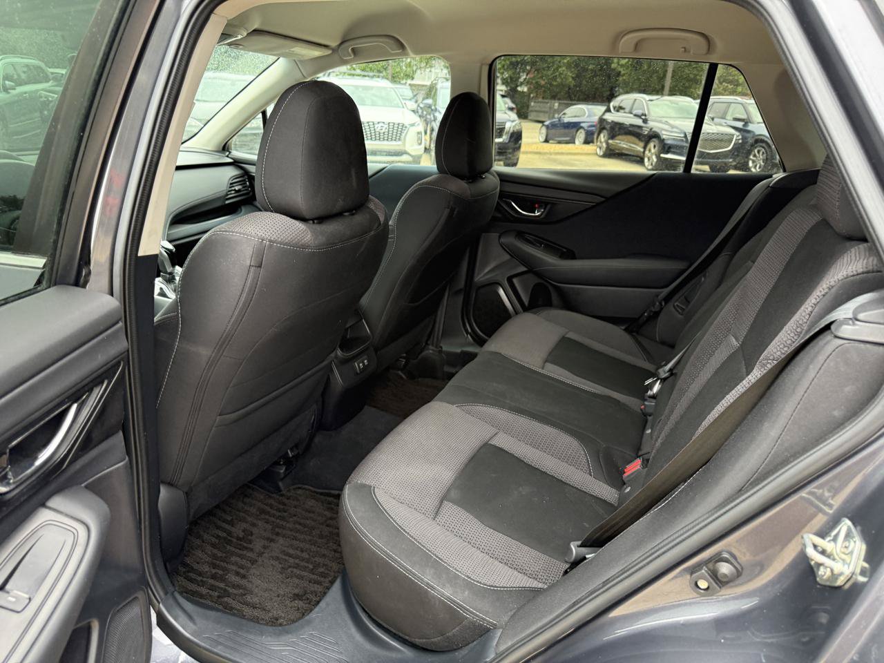 Used 2021 Subaru Outback Premium AWD/4WD image 16
