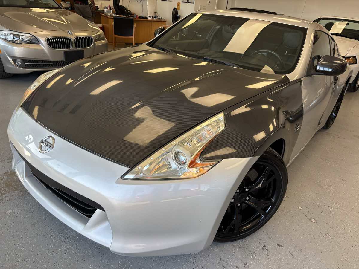 Used 2012 Nissan 370Z Touring w/ Sport Pkg image 9