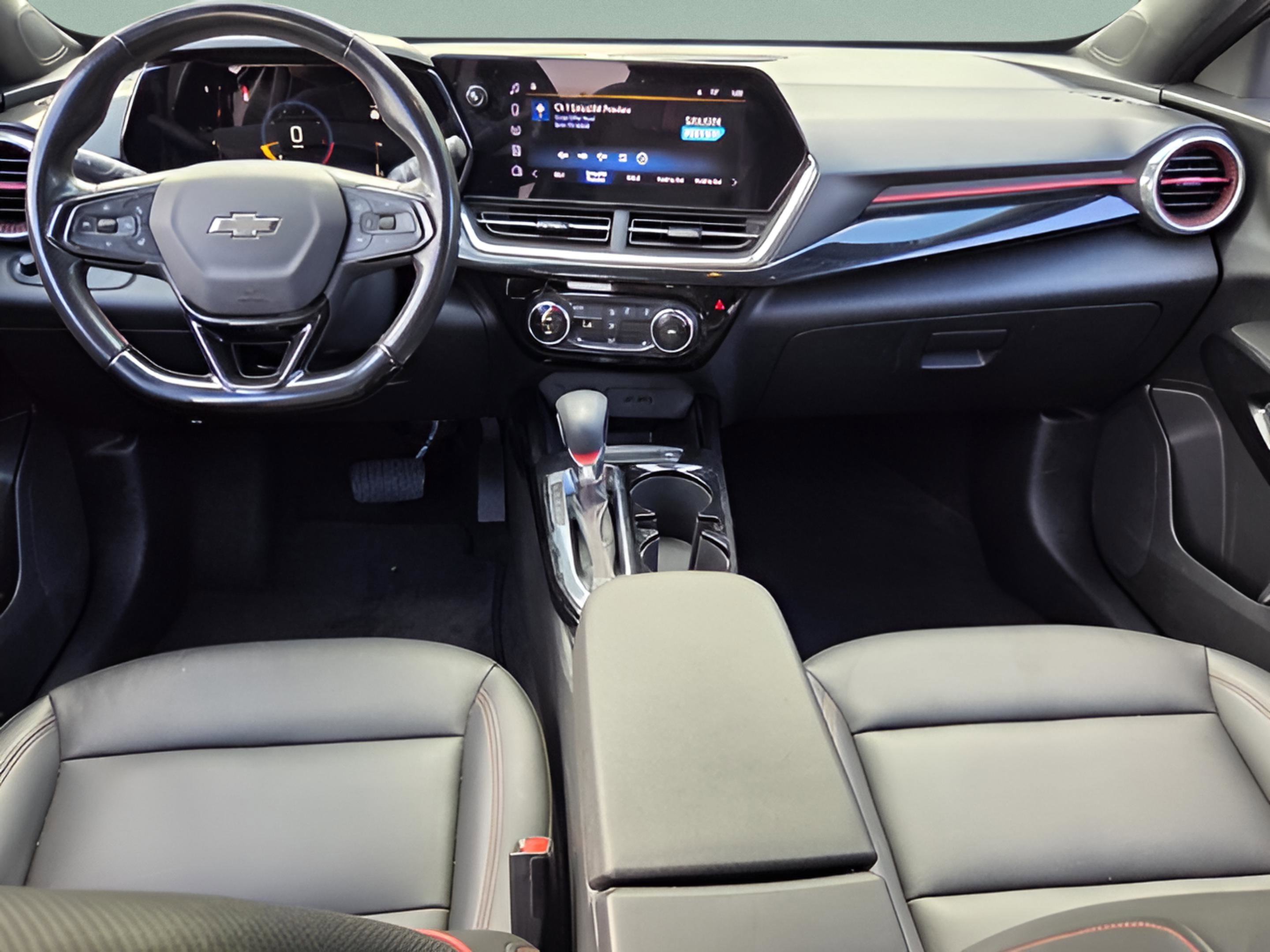 Used 2024 Chevrolet Trax RS image 14