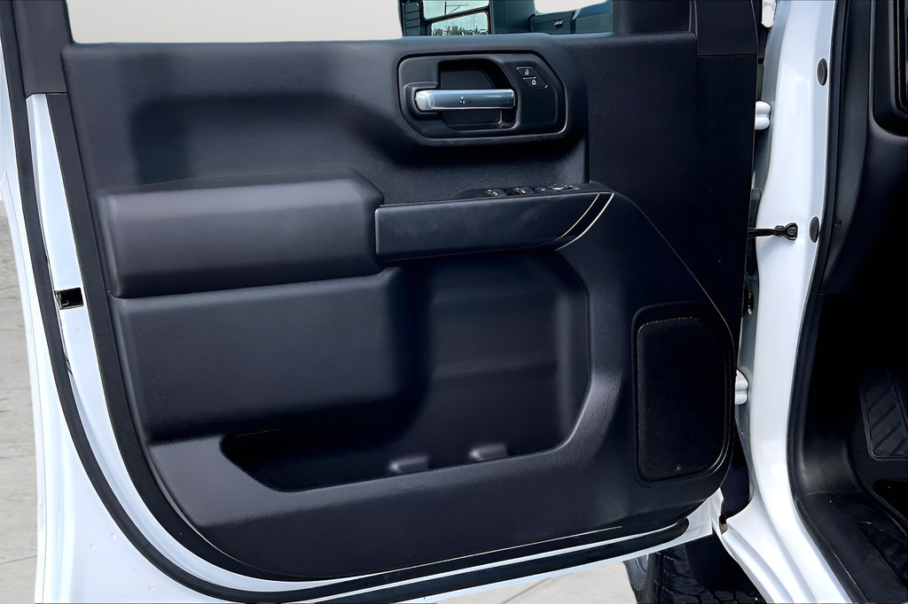 Used 2024 Chevrolet Silverado 2500 Custom w/ Custom Convenience Package AWD/4WD image 17
