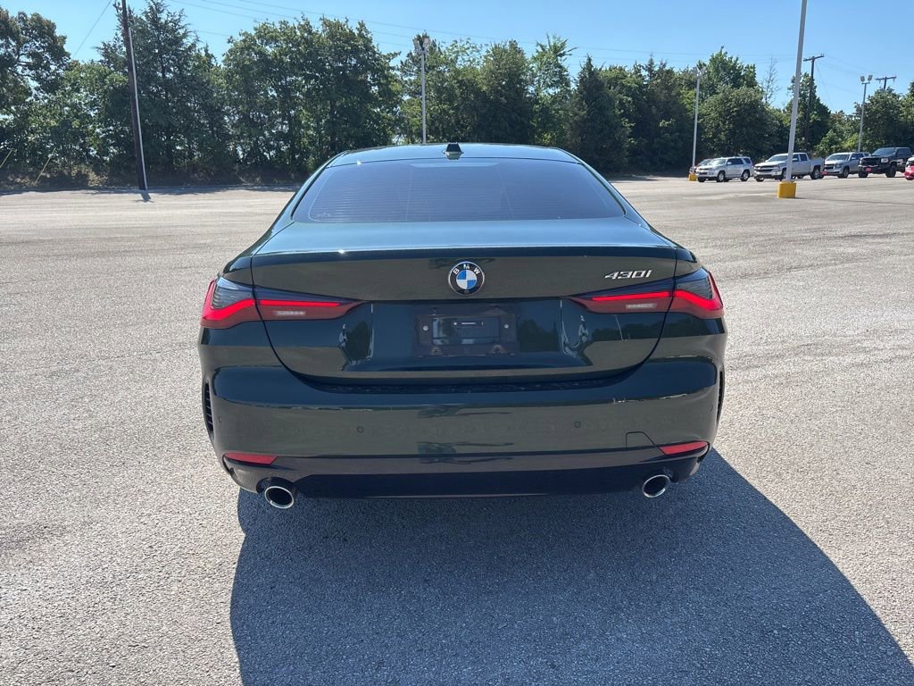 Used 2024 BMW 430i Coupe w/ Convenience Package RWD image 6