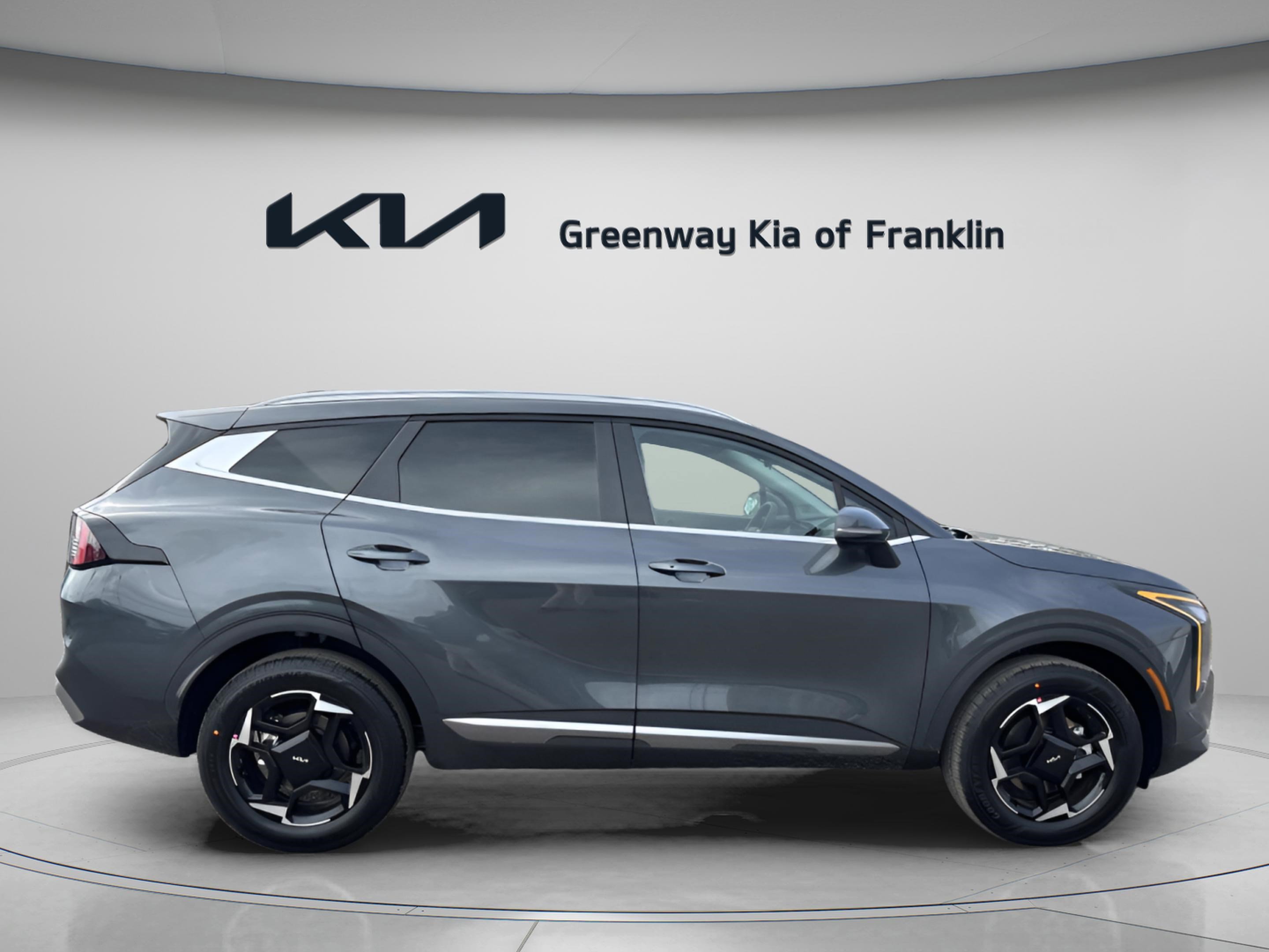New 2026 Kia Sportage EX image 8