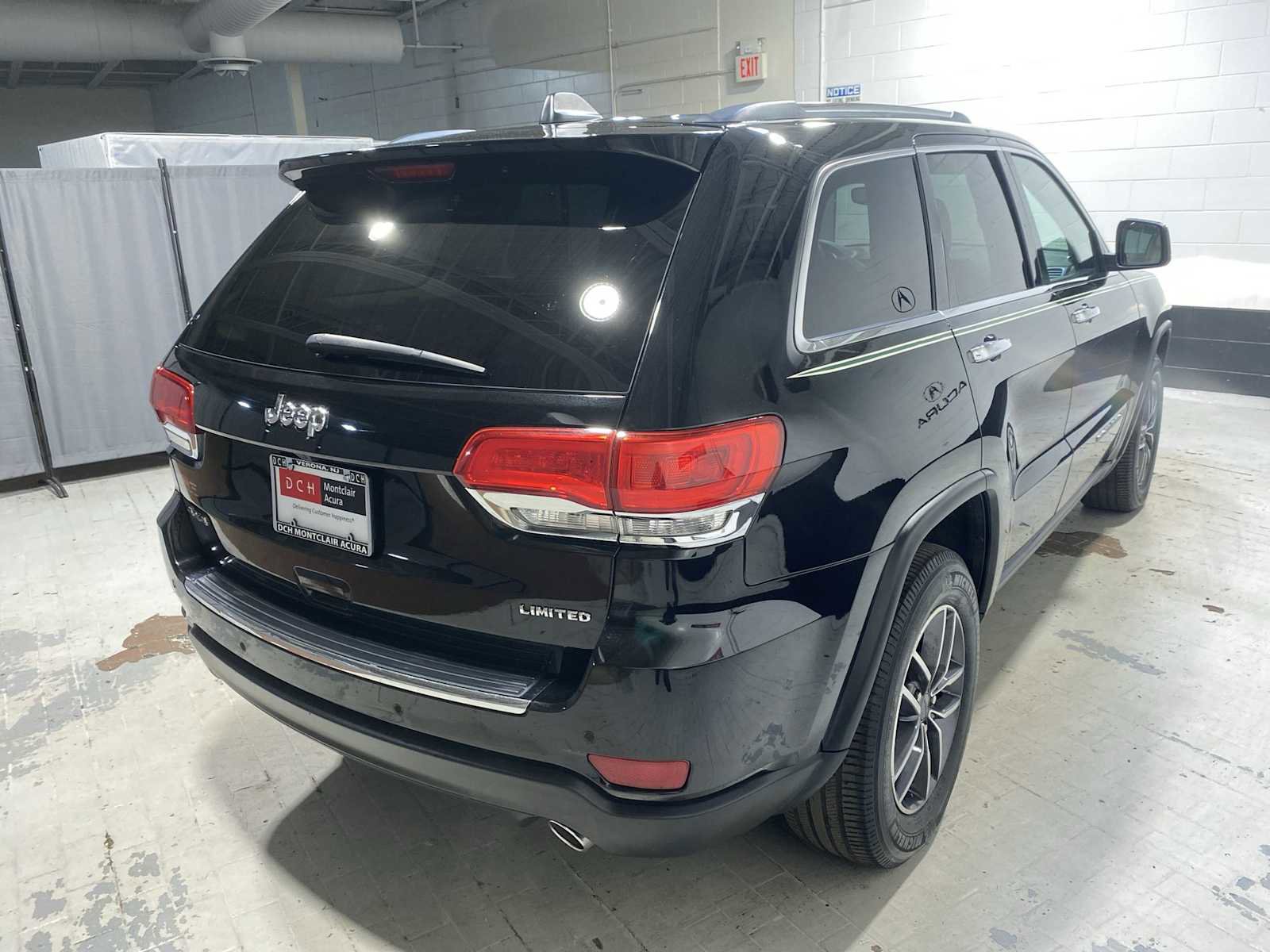 Used 2019 Jeep Grand Cherokee Limited AWD/4WD image 26