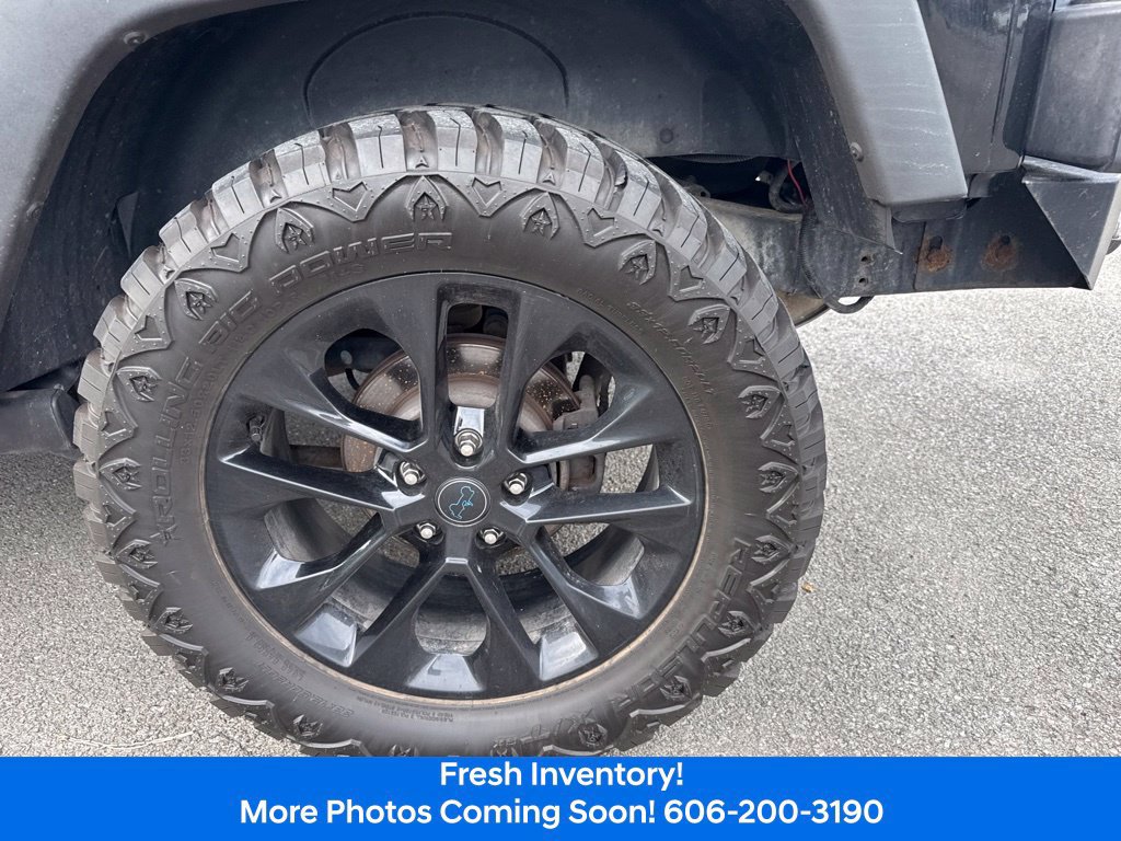 Used 2015 Jeep Wrangler Unlimited Sport w/ Quick Order Package 24S AWD/4WD image 9