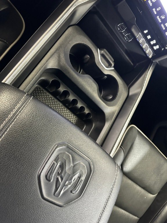 Used 2023 RAM 1500 Laramie AWD/4WD image 17