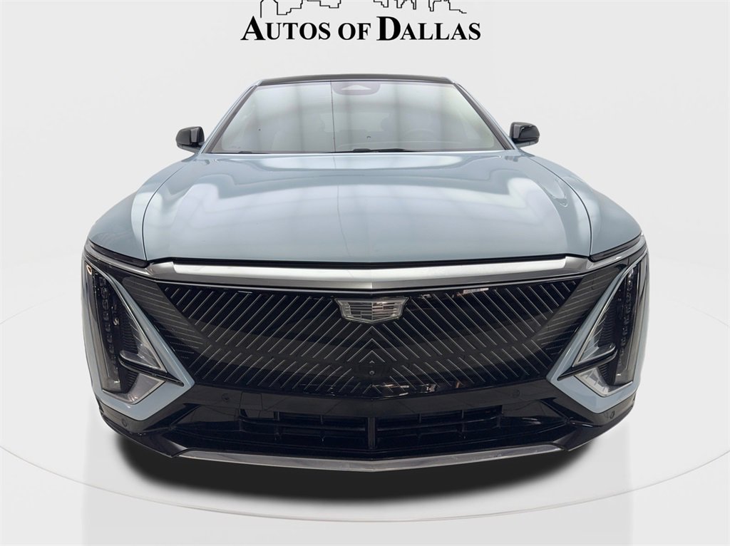 Used 2024 Cadillac Lyriq Luxury image 3