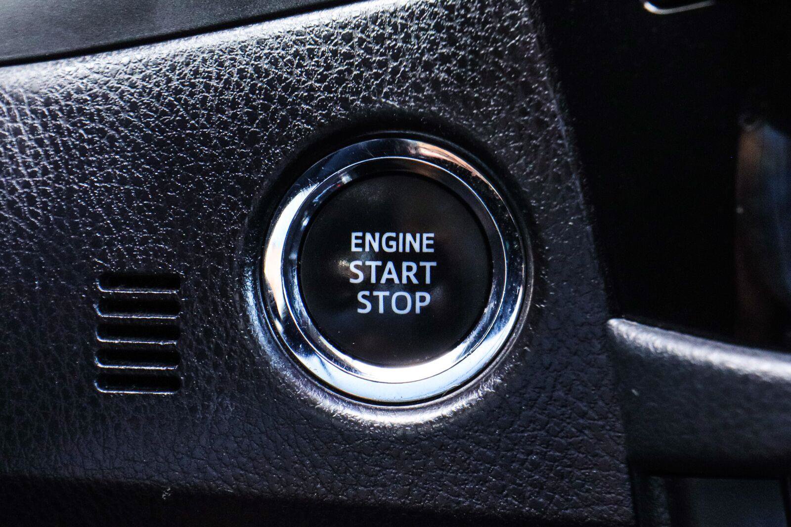 Used 2015 Toyota Corolla S Premium FWD image 13