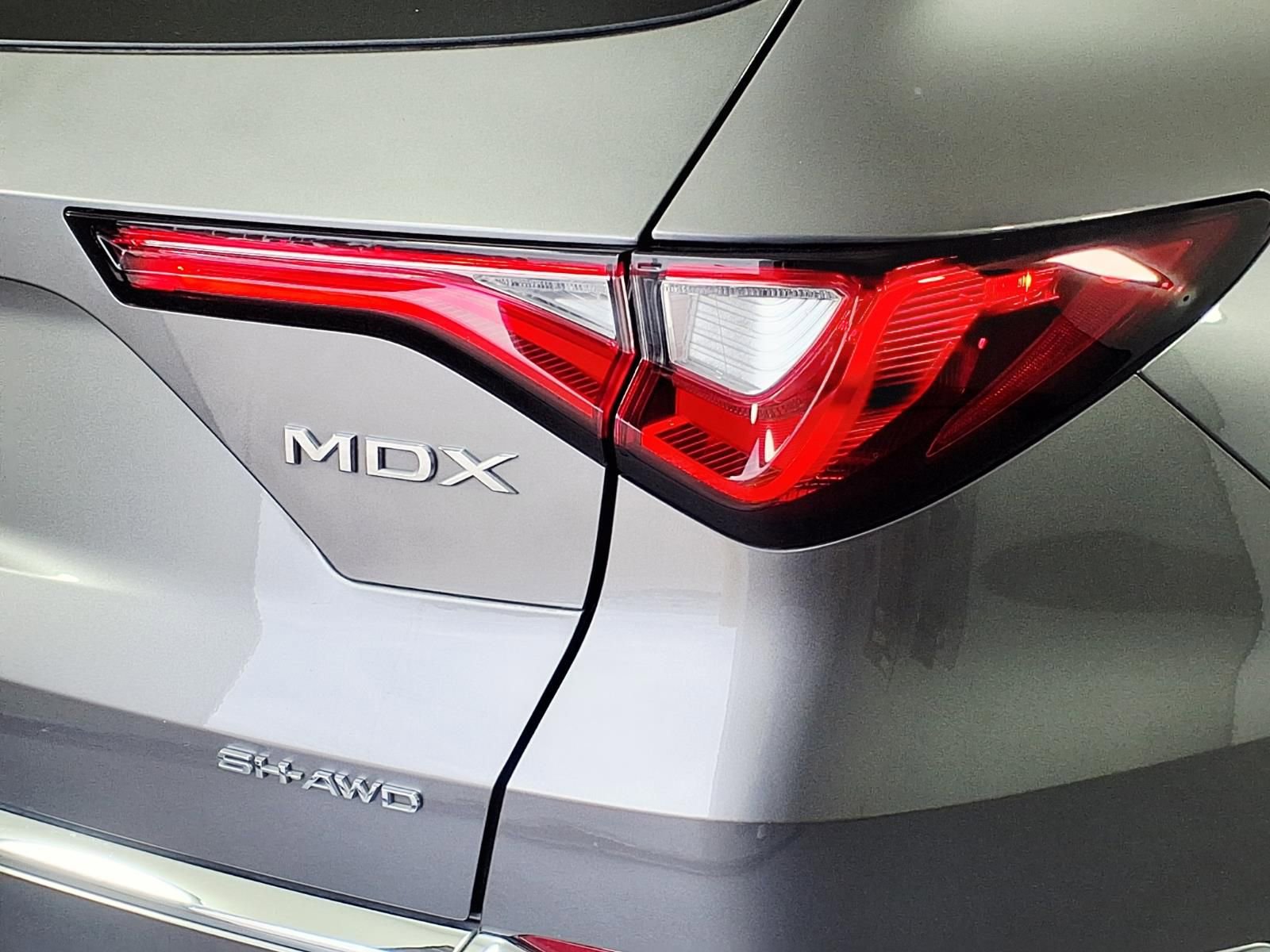 Used 2024 Acura MDX SH-AWD w/ Technology Package image 6