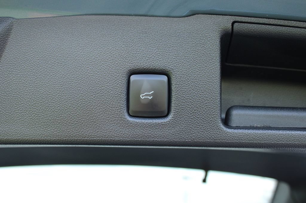 Used 2024 Ford Escape ST-Line w/ Tech Pack #1 AWD/4WD image 14