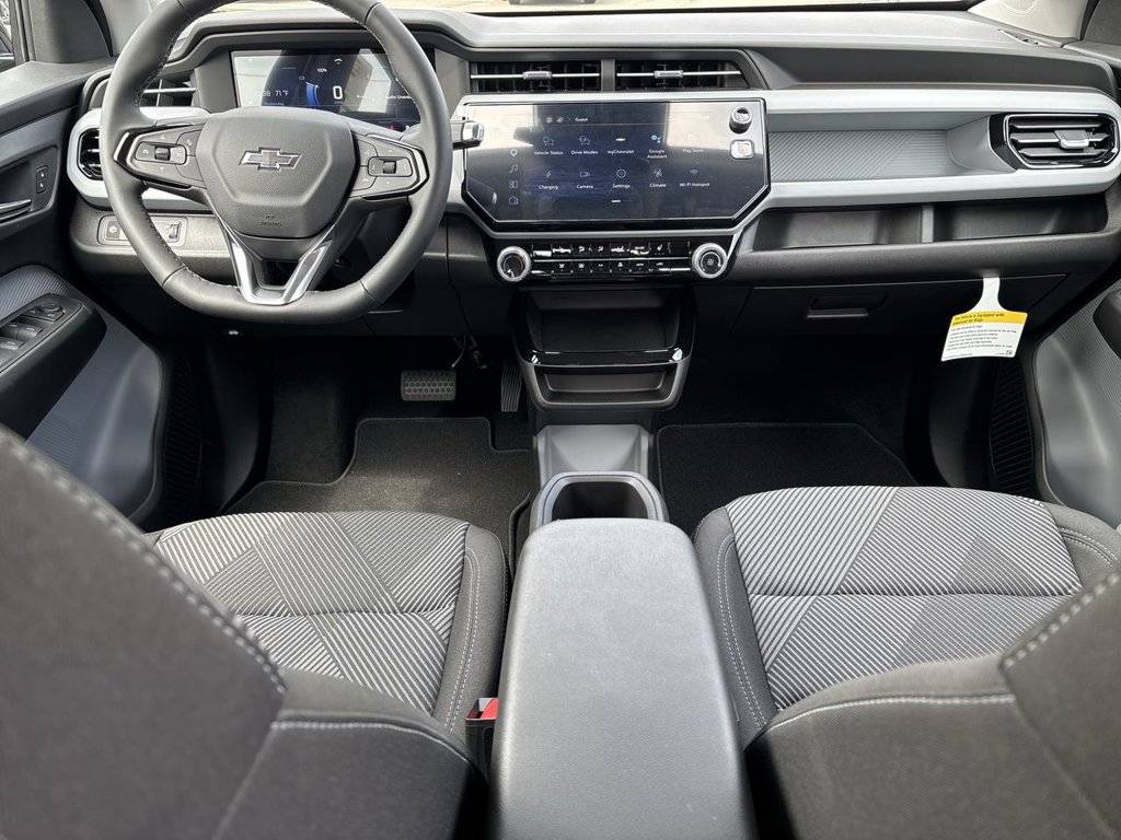 New 2027 Chevrolet Bolt LT w/ Comfort Package FWD image 19