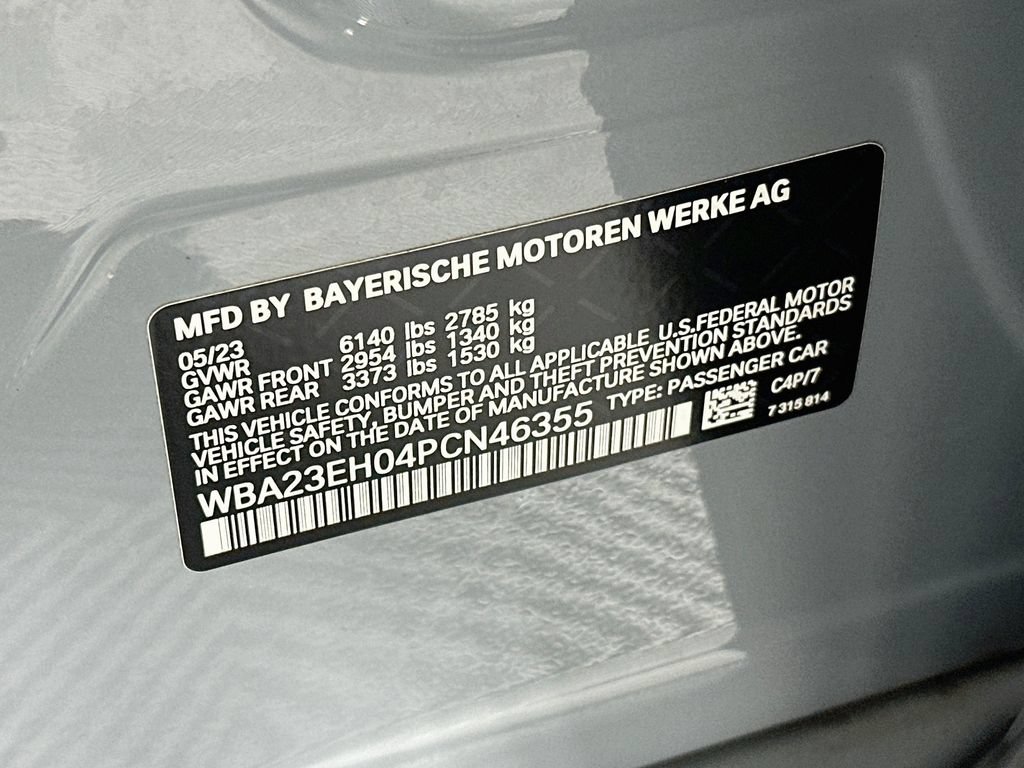Used 2023 BMW 740i w/ Parking Assistance Package RWD image 34