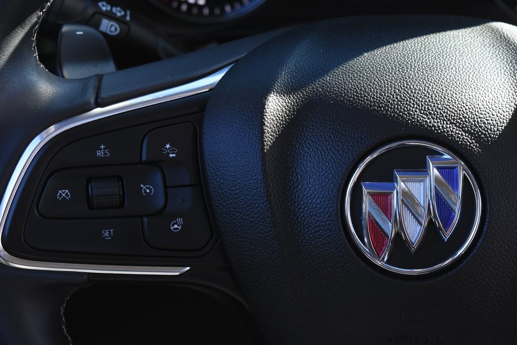 Used 2023 Buick Envision Avenir image 38