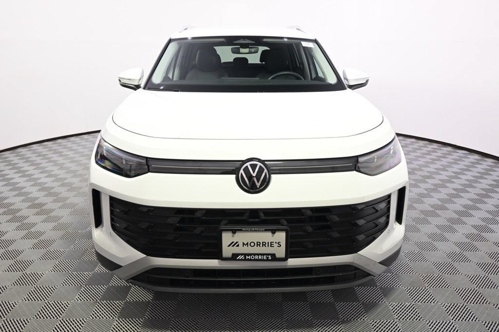Used 2026 Volkswagen Tiguan SE AWD/4WD image 10