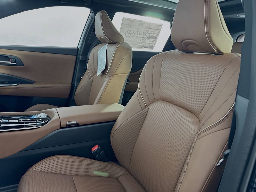 New 2026 Toyota Crown Signia image 32