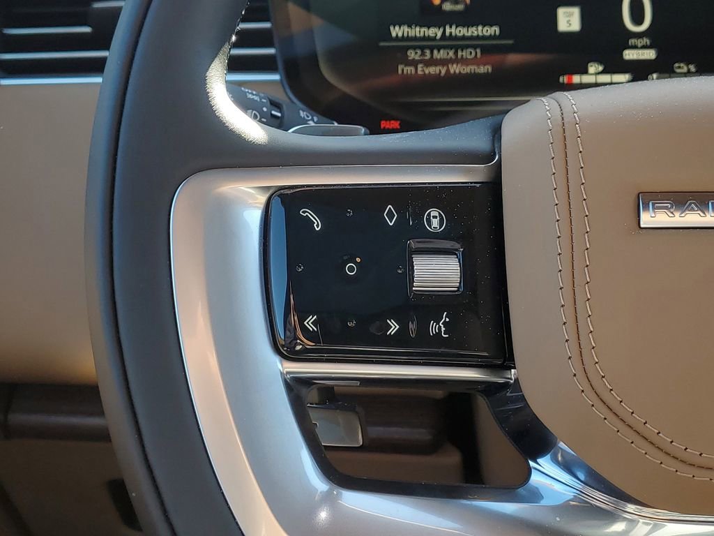 New 2026 Land Rover Range Rover SE image 17