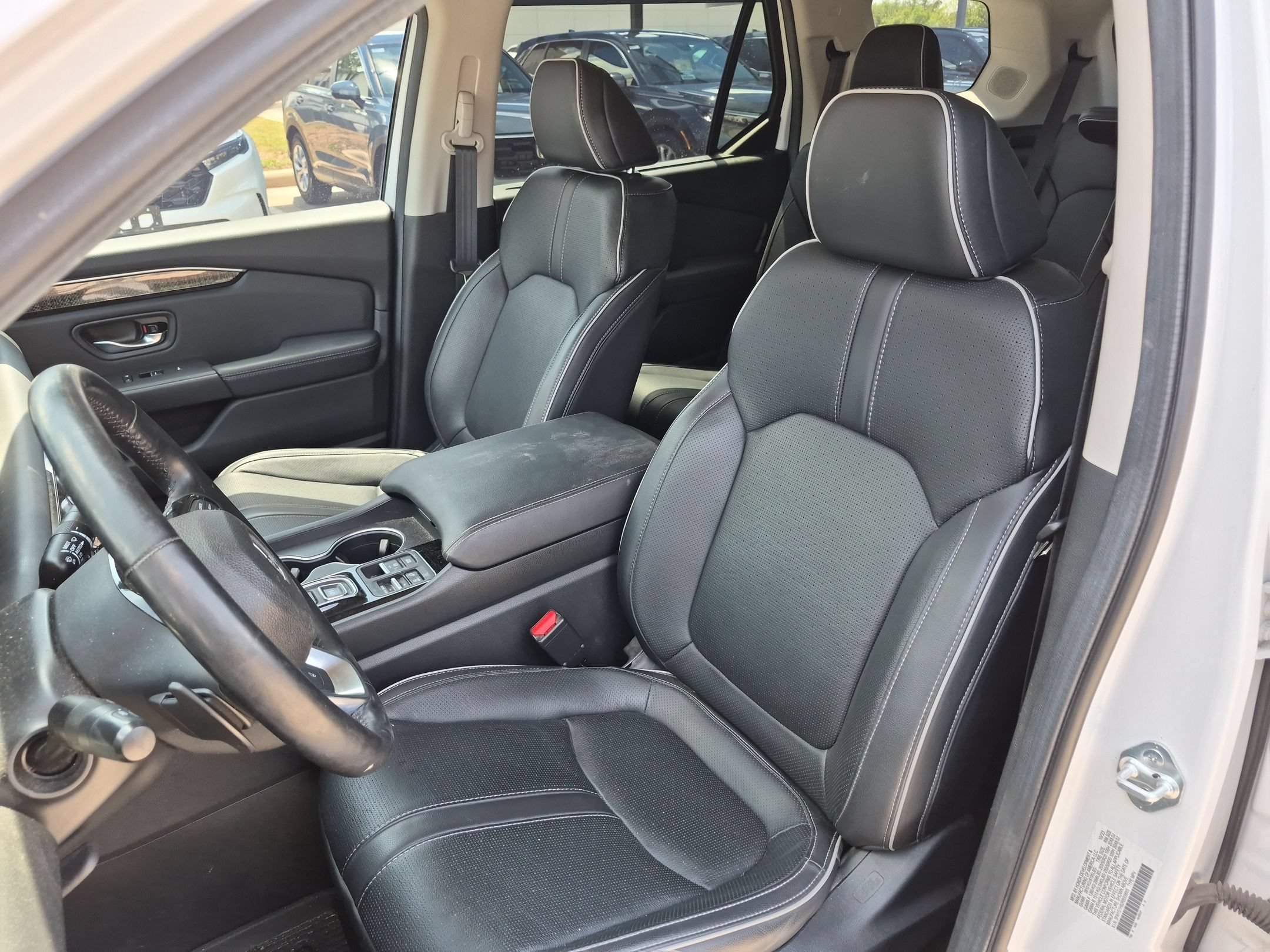 Used 2024 Honda Pilot Elite image 13