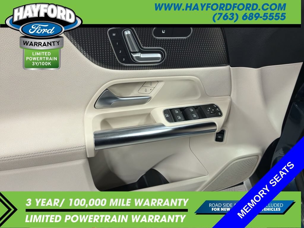 Used 2022 Mercedes-Benz GLA 250 4MATIC image 16