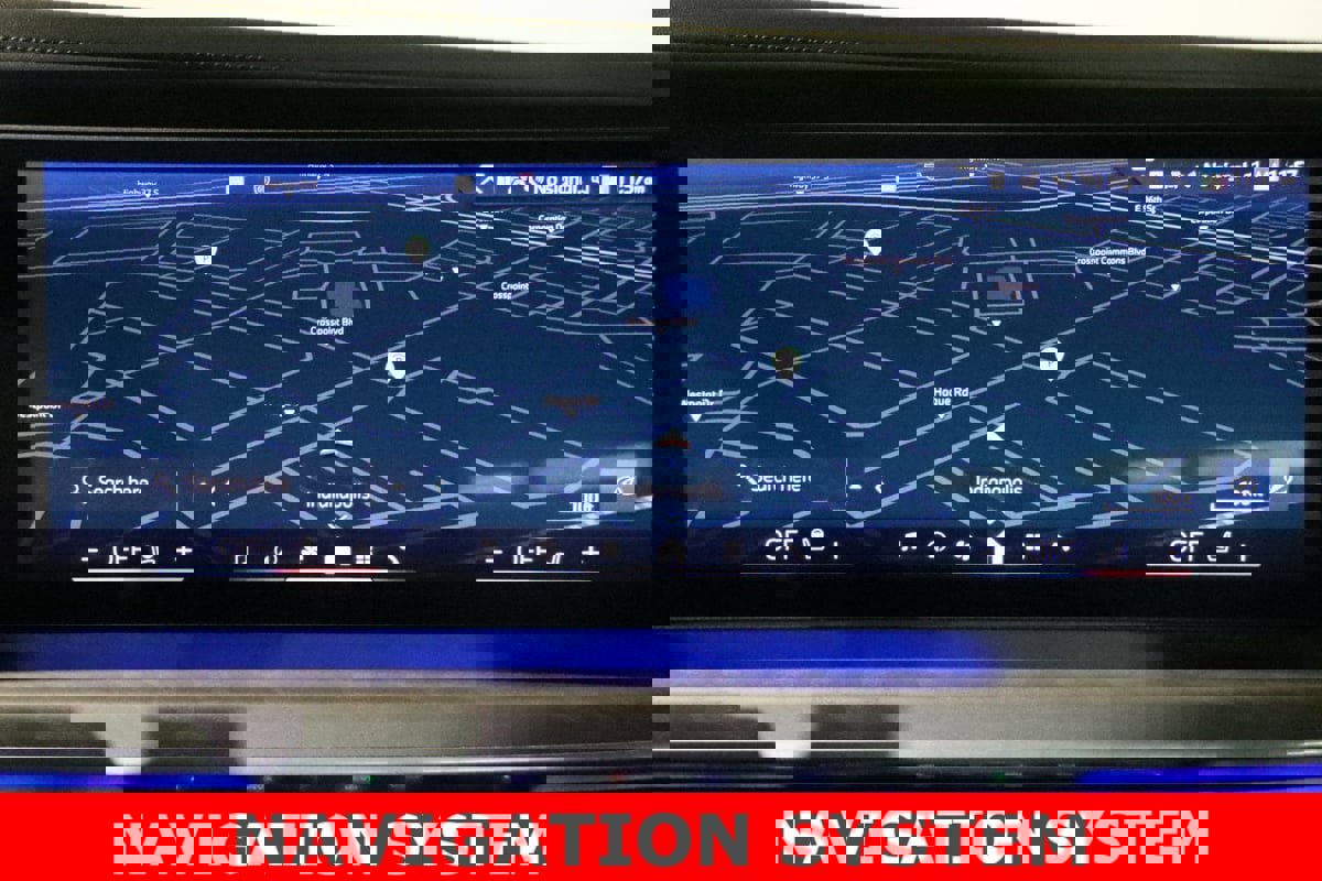 Used 2023 BMW 760i xDrive image 21